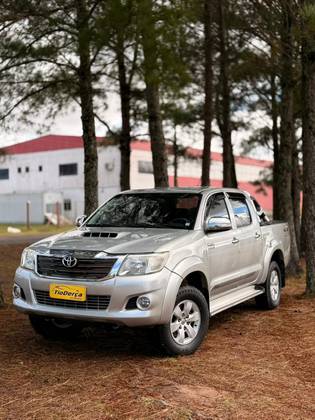 TOYOTA HILUX 3.0 SRV 4X4 CD 16V TURBO INTERCOOLER DIESEL 4P AUTOMÁTICO TOYOTA HILUX 3.0 SRV 4X4 CD 16V TURBO INTERCOOLER DIESEL 4P AUTOMÁTICO